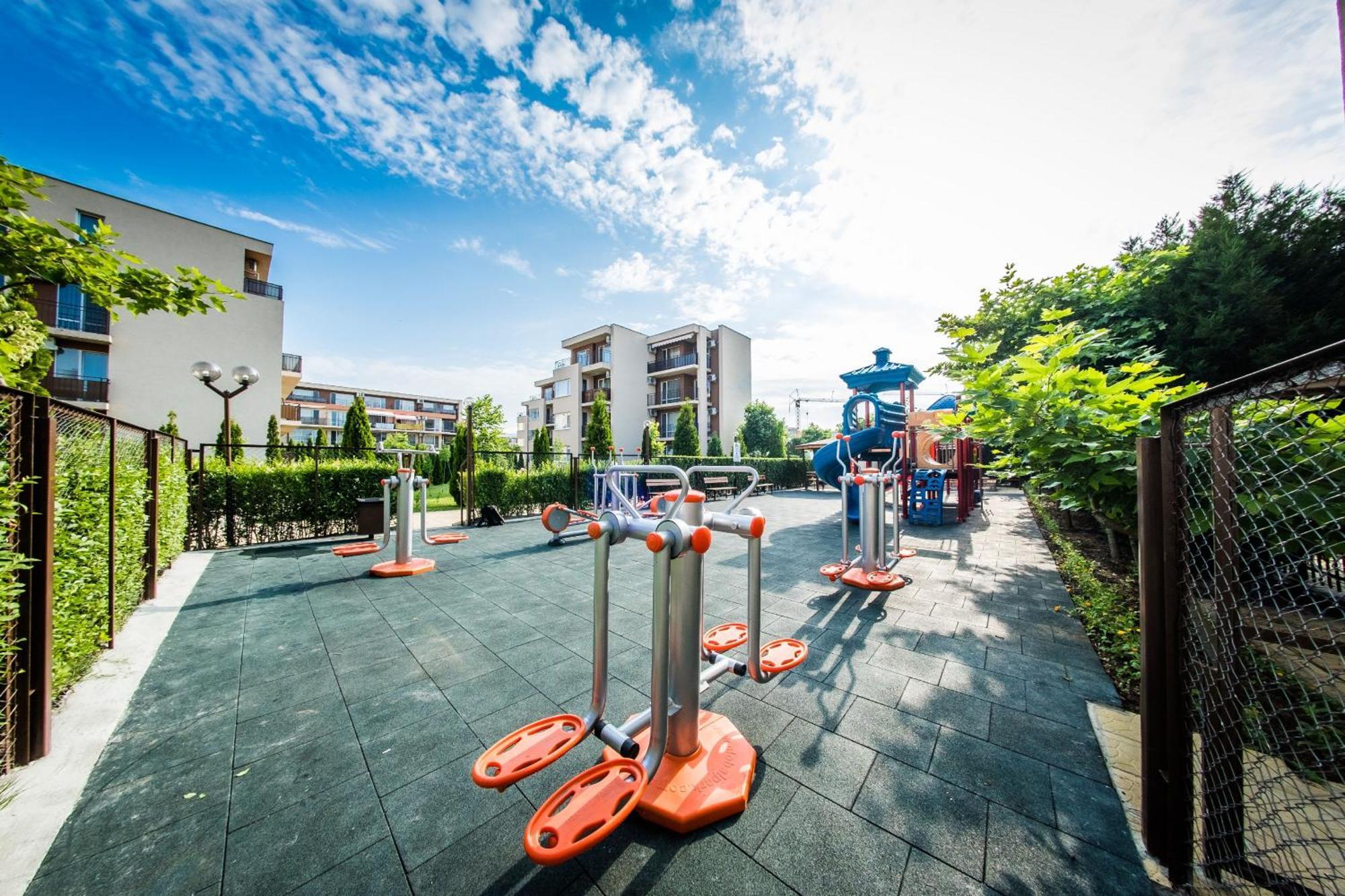 Nessebar And Holiday Fort Apartments Sunny Beach Exterior foto